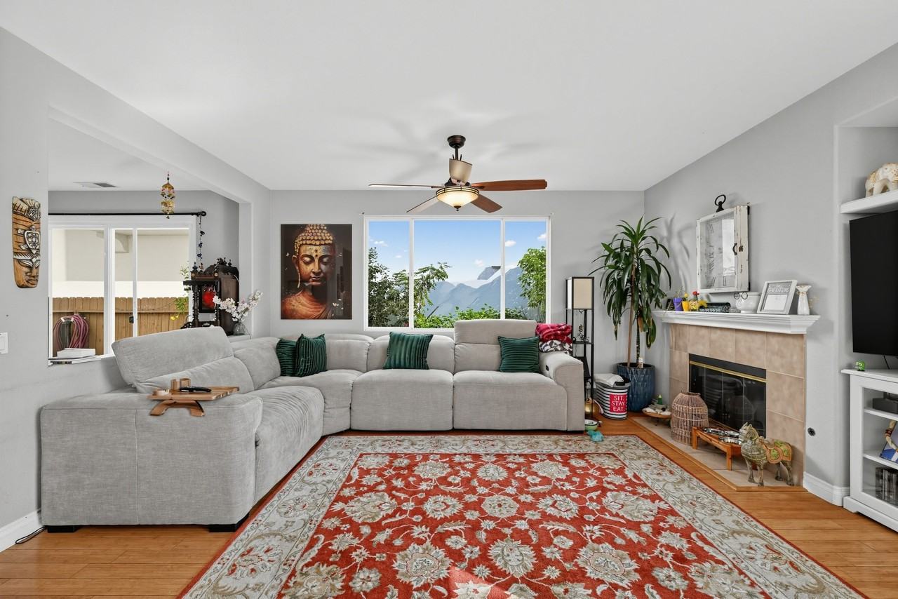 11773 Westview Pkwy #1 - Photo 4 of 34