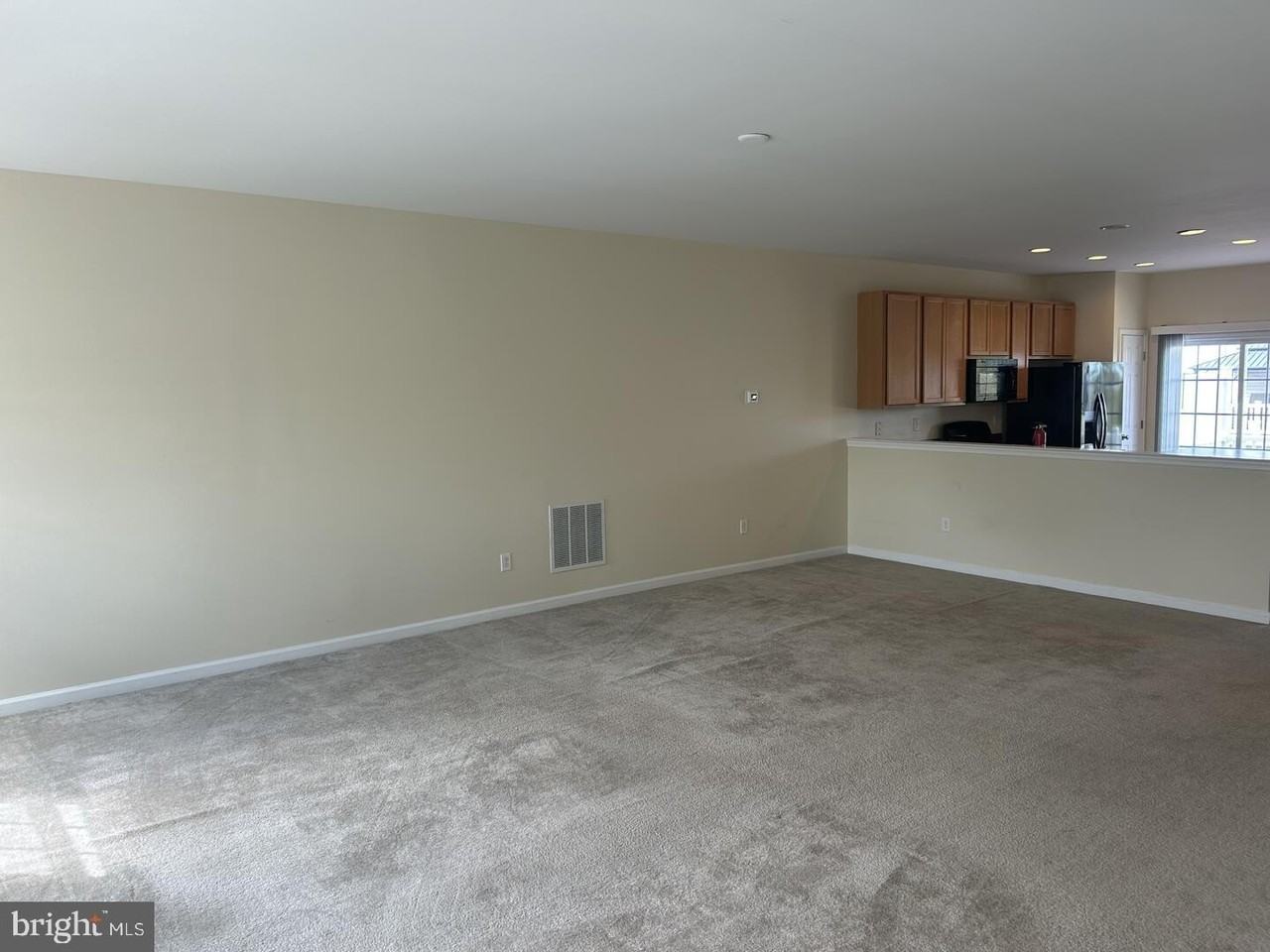 442 Toftrees Dr - Photo 3 of 13