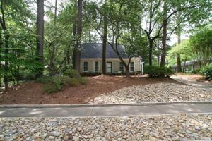 featured image of 7821 Haymarket Ln