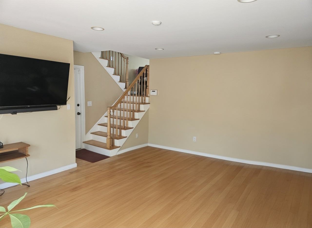 2109 Clark Ln #C - Photo 4 of 20