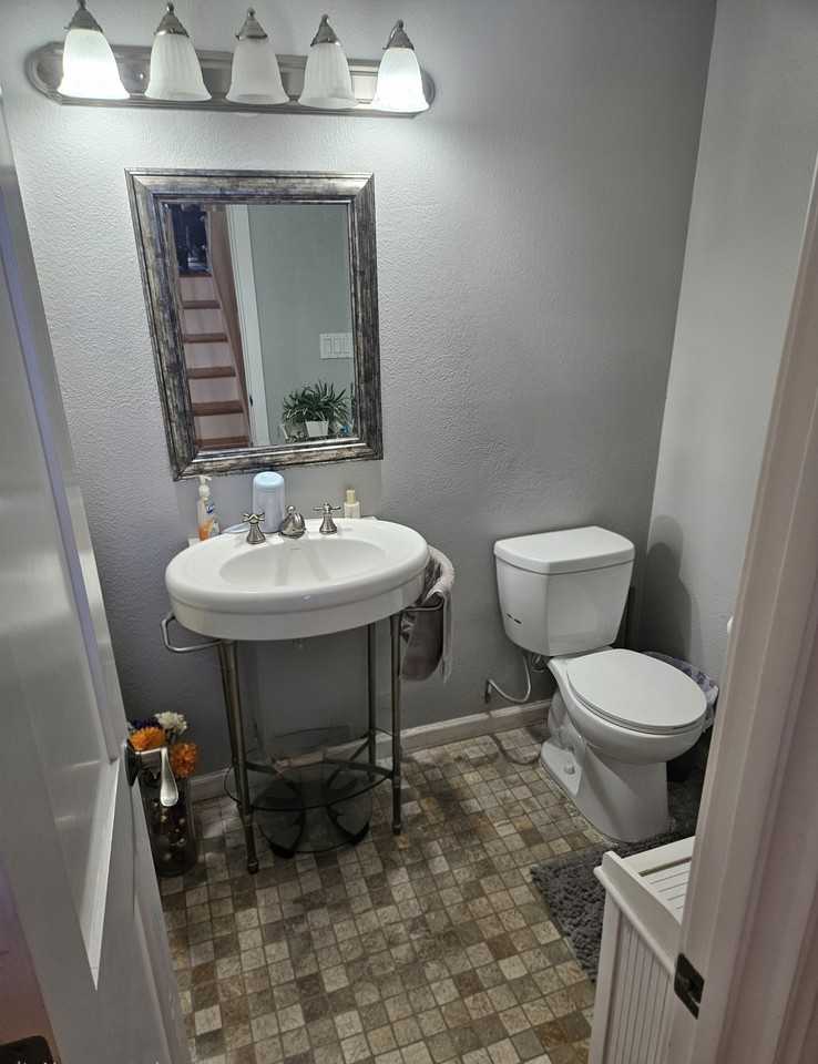 2109 Clark Ln #C - Photo 6 of 20