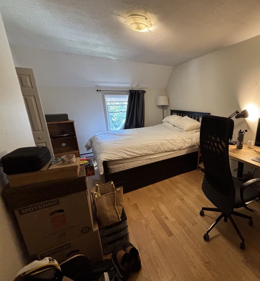 415 Lisgar Street - Photo 6 of 7