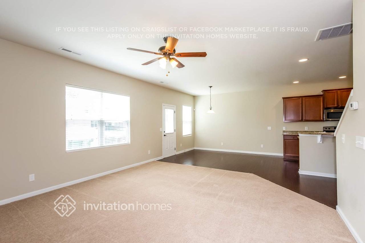 9027 Paddle Oak Rd - Photo 3 of 21