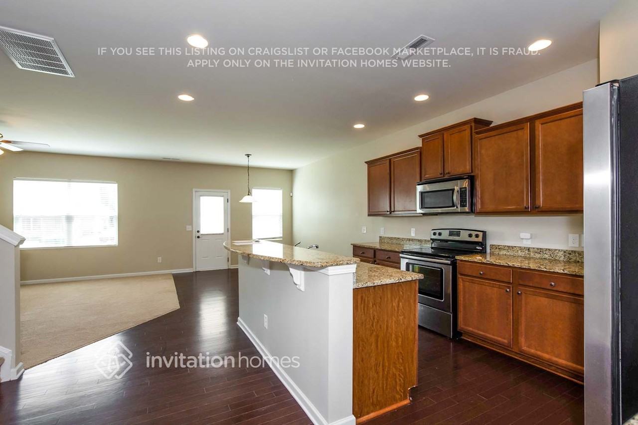 9027 Paddle Oak Rd - Photo 5 of 21