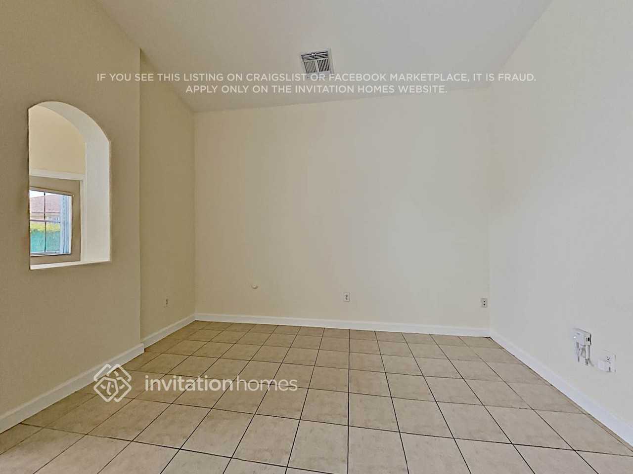 15470 Sw 23rd Ln - Photo 5 of 17