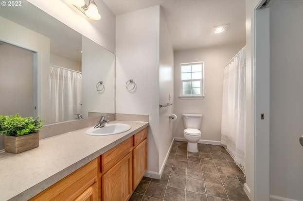 25105 Cottage Ct #25121 - Photo 5 of 9