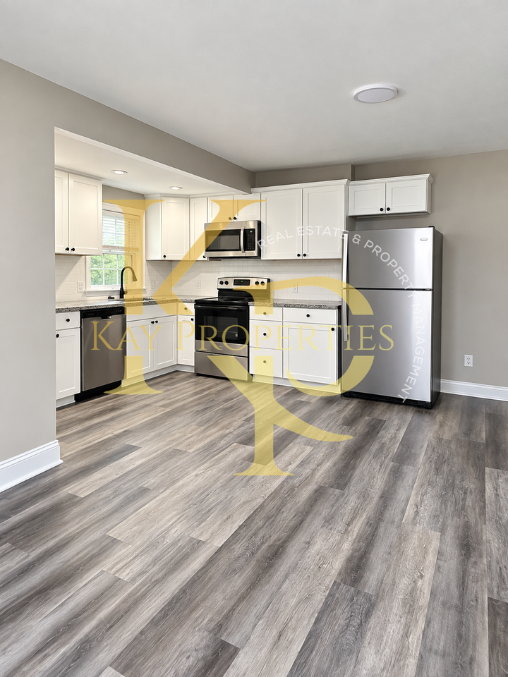 852 Nelson St - Photo 5 of 11
