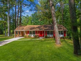 3201 Beech Dr - Photo 1 of 1