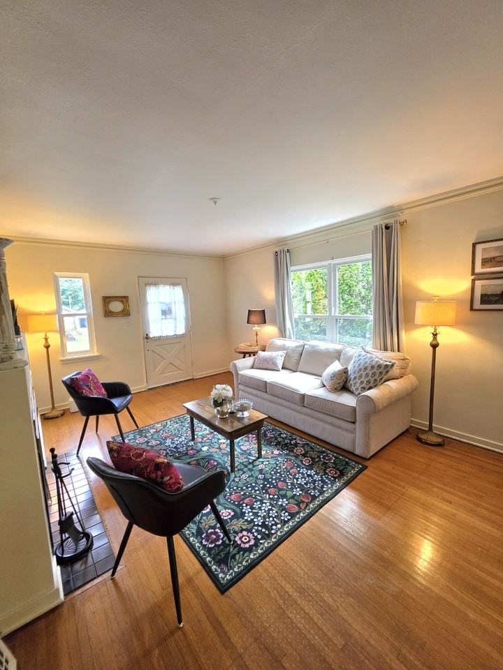 3501 N Missouri Ave - Photo 4 of 26