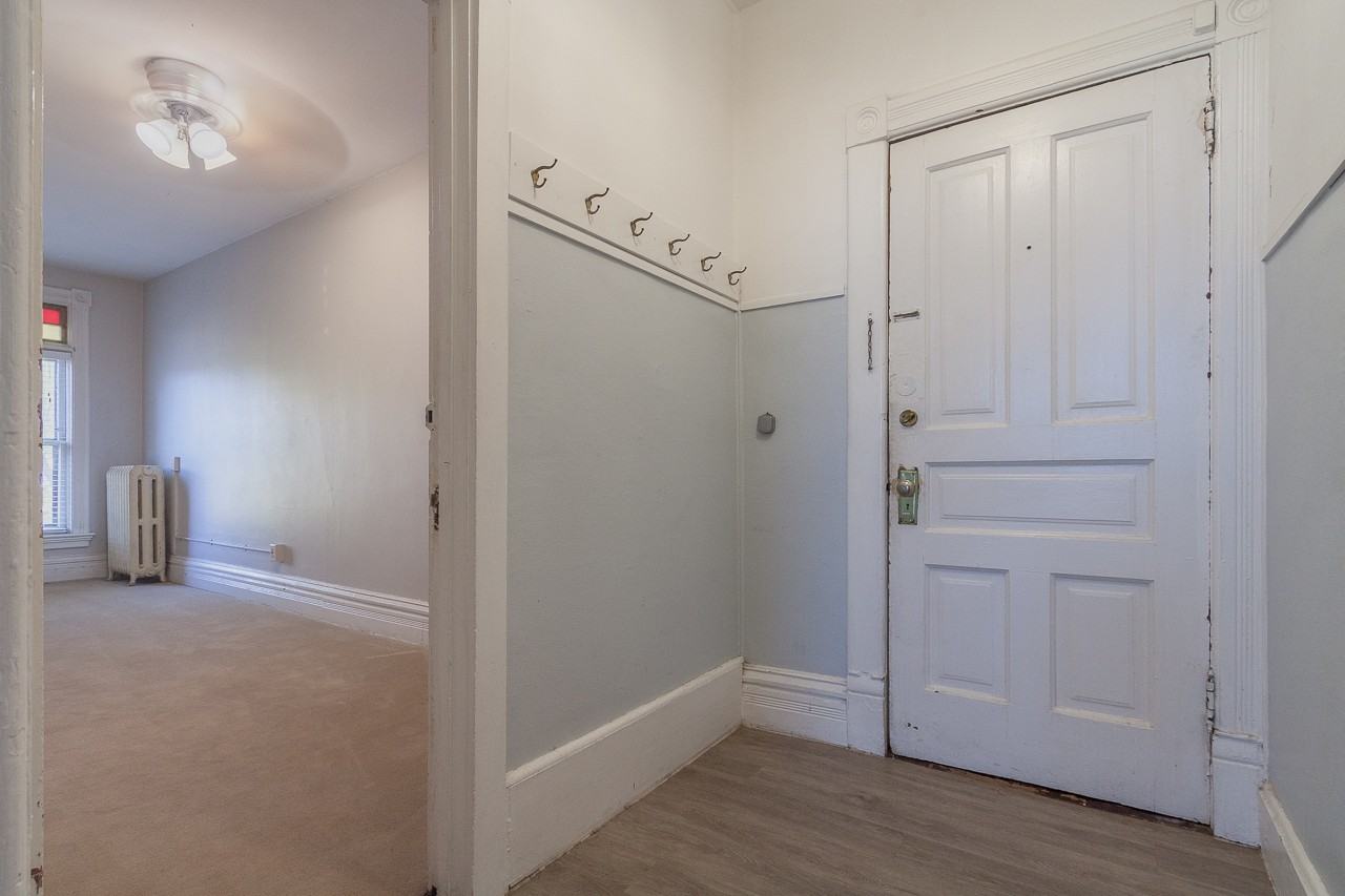 313 East Mifflin Street - Photo 7 of 14