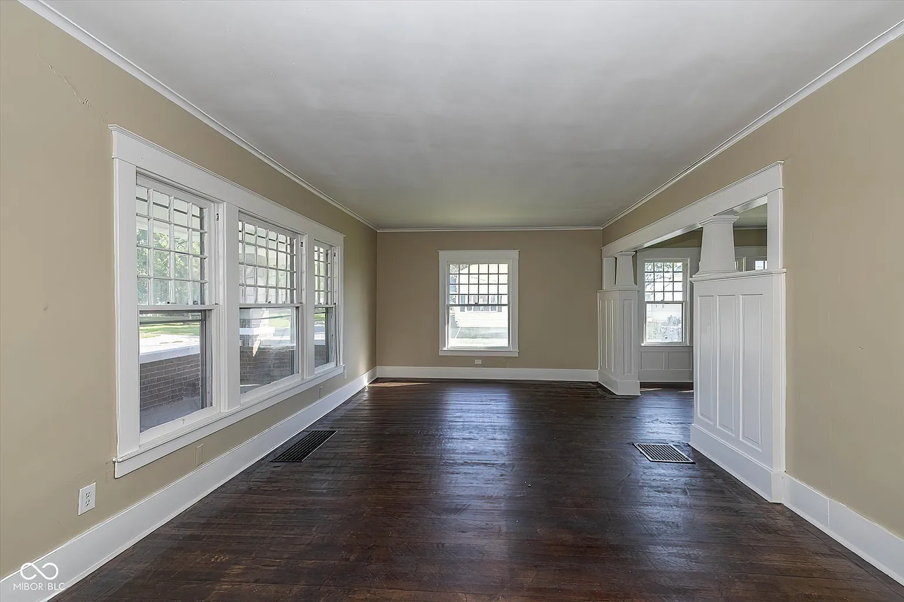 1001 N Purdum St - Photo 4 of 14