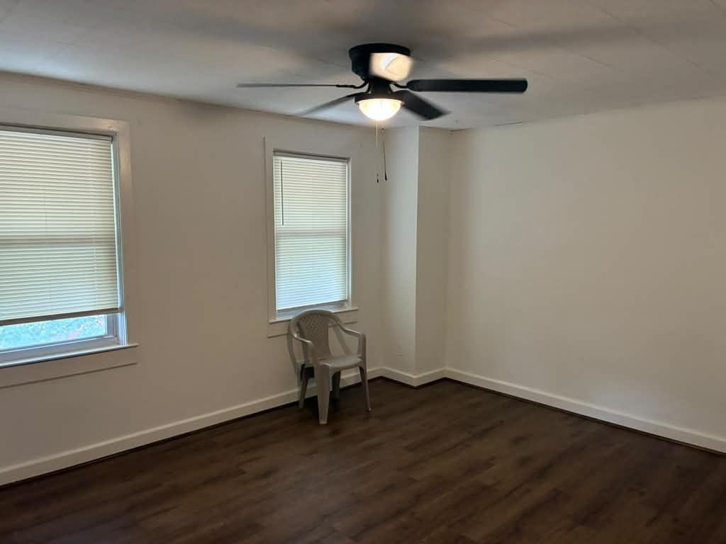 4420 Parkton St - Photo 2 of 12