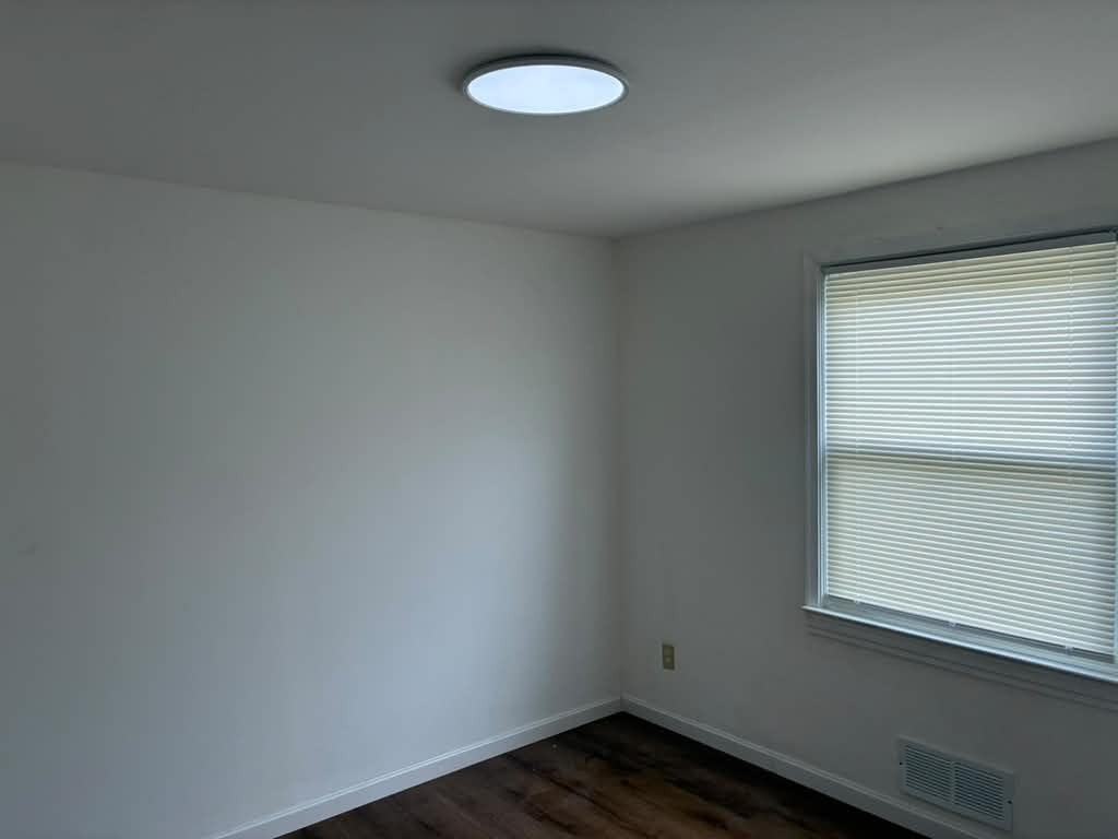 4420 Parkton St - Photo 6 of 12