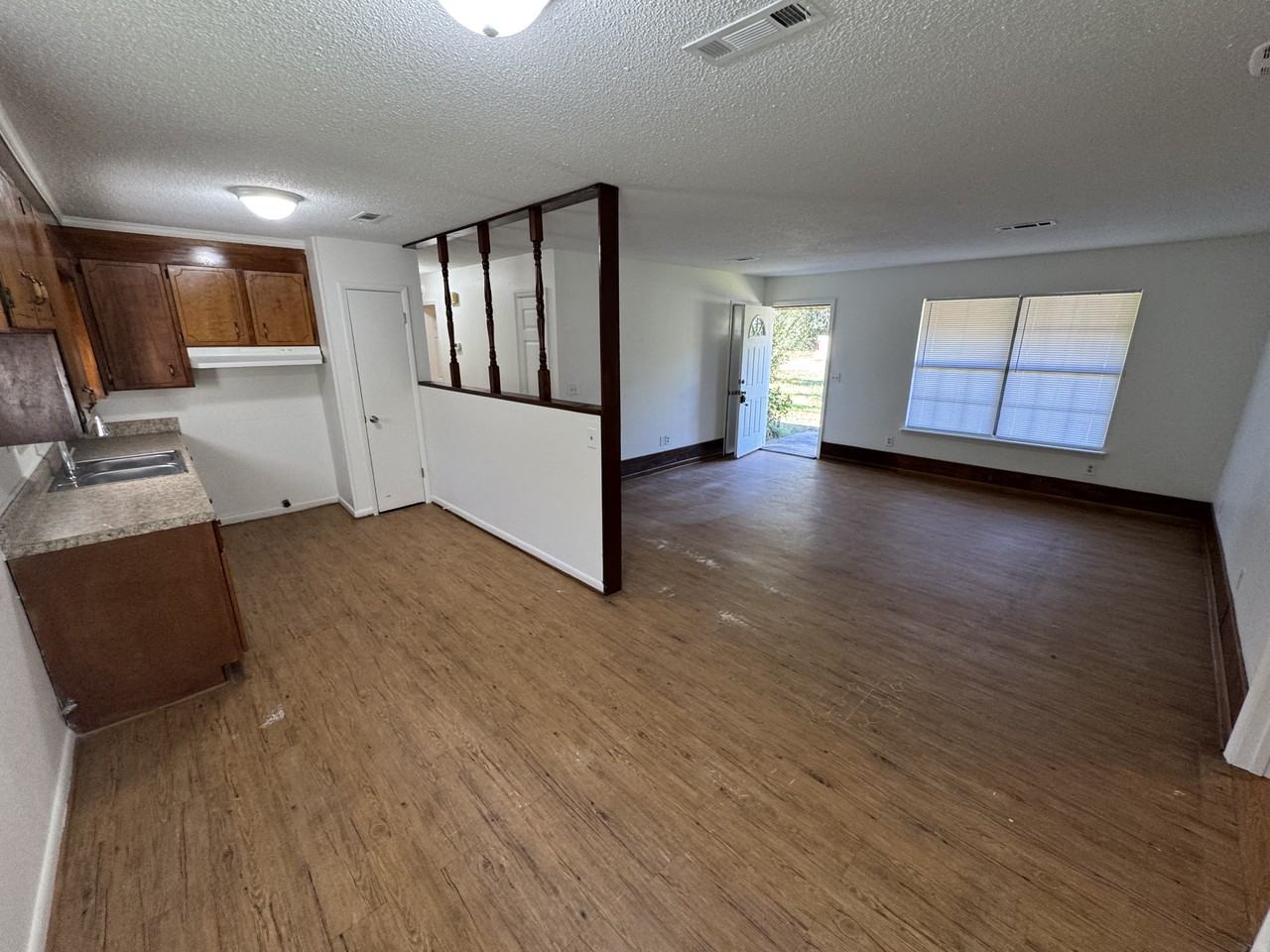 554 Canterbury Farm Rd - Photo 6 of 16