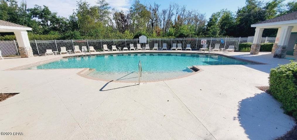 3046 Meadow St - Photo 3 of 19
