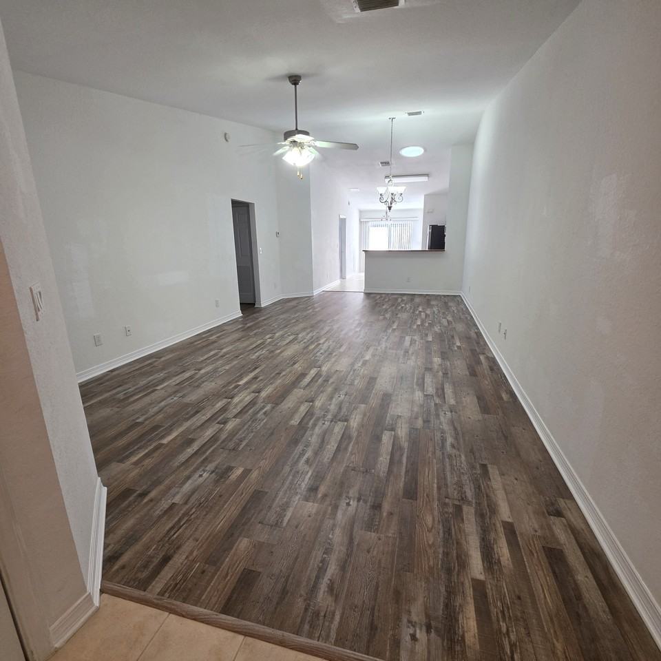 3046 Meadow St - Photo 7 of 19