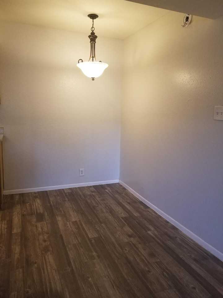 Catalina Apartments - Photo 6 of 50