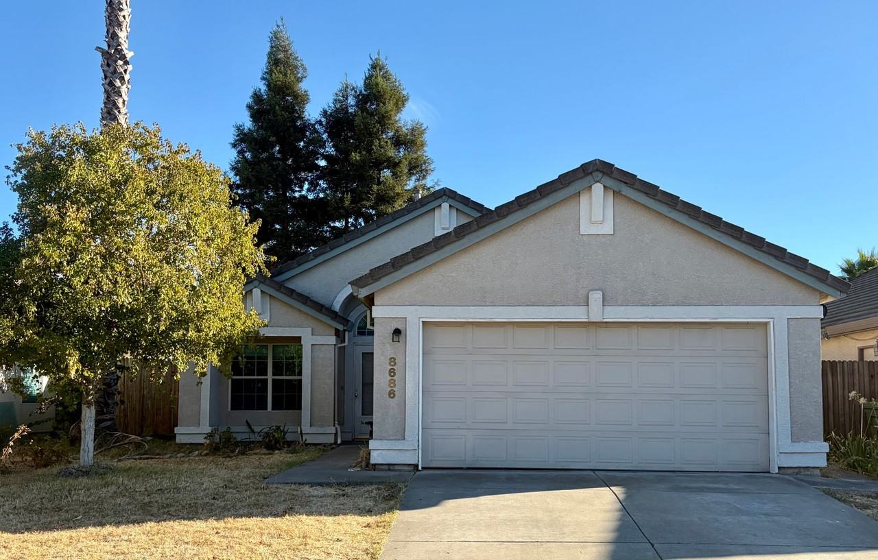 8686 Black Kite Dr