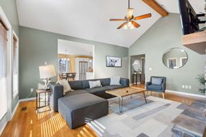featured image of 6 Acapulco Dr