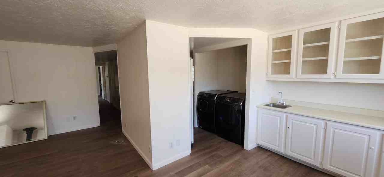 340 Andante Dr - Photo 3 of 9