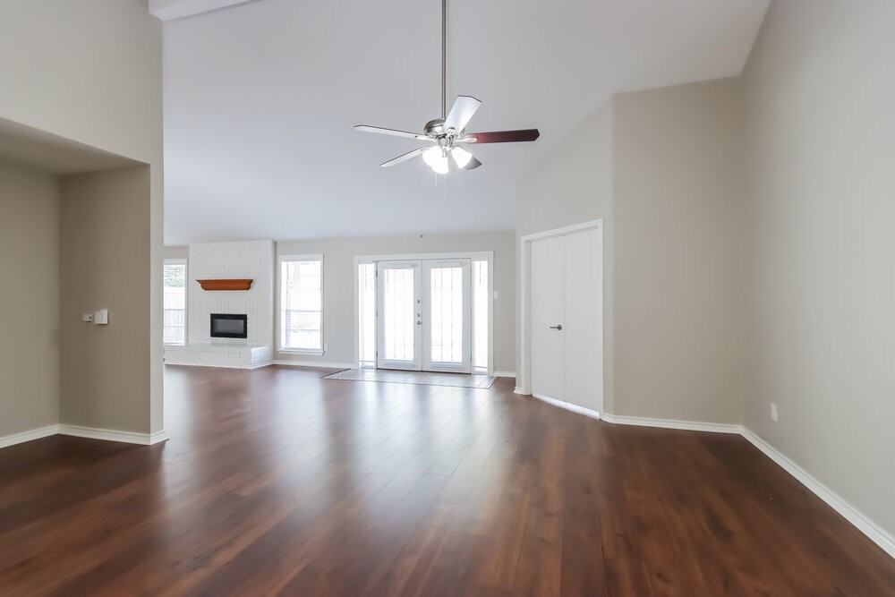 2903 Whispering Springs Dr - Photo 3 of 16