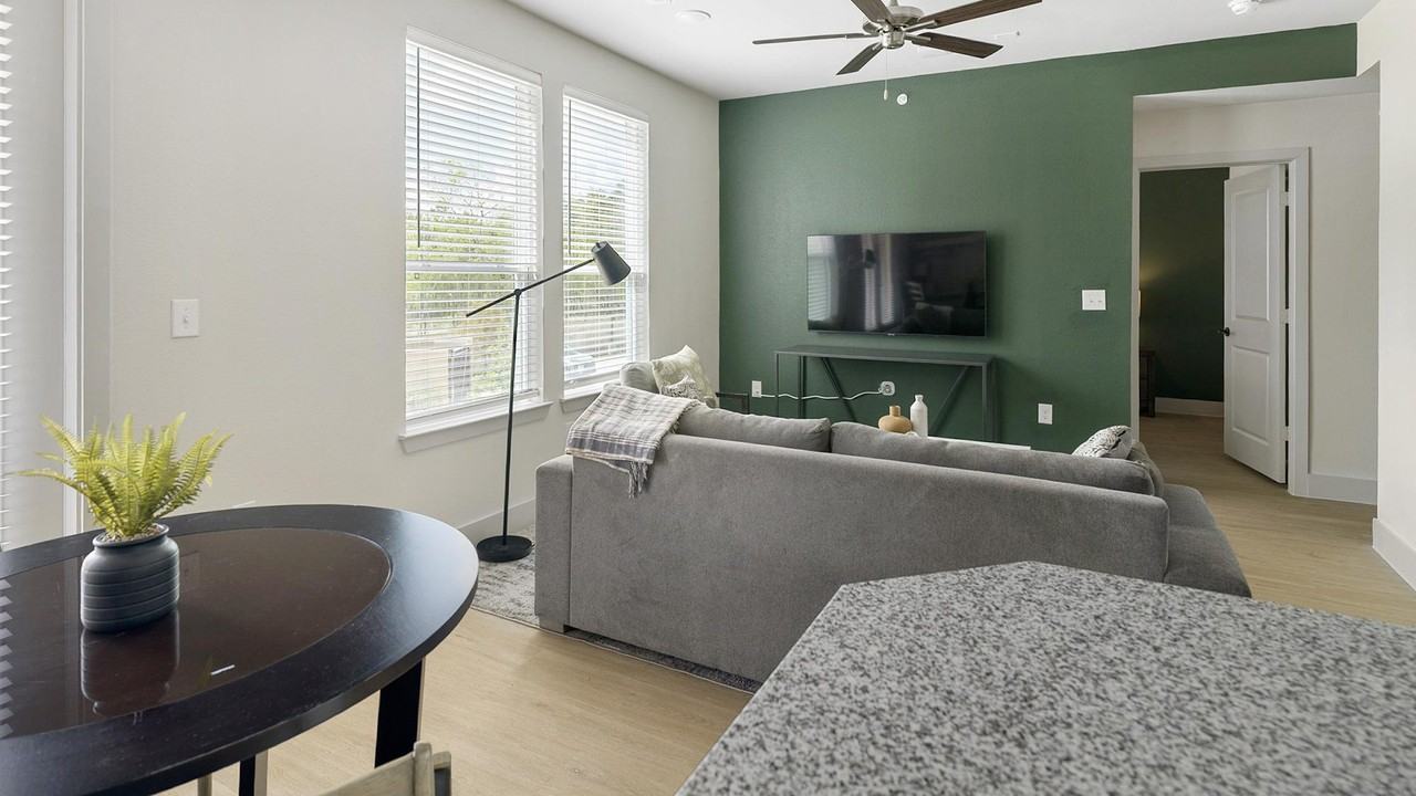 17935 Hunters Terrace Dr. - Photo 3 of 50