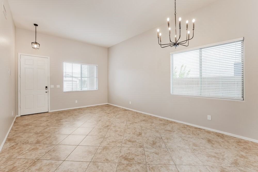 43256 N Heavenly Way - Photo 4 of 17