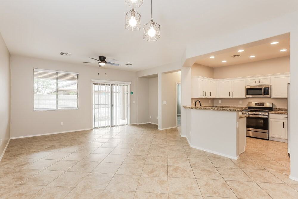 43256 N Heavenly Way - Photo 5 of 17