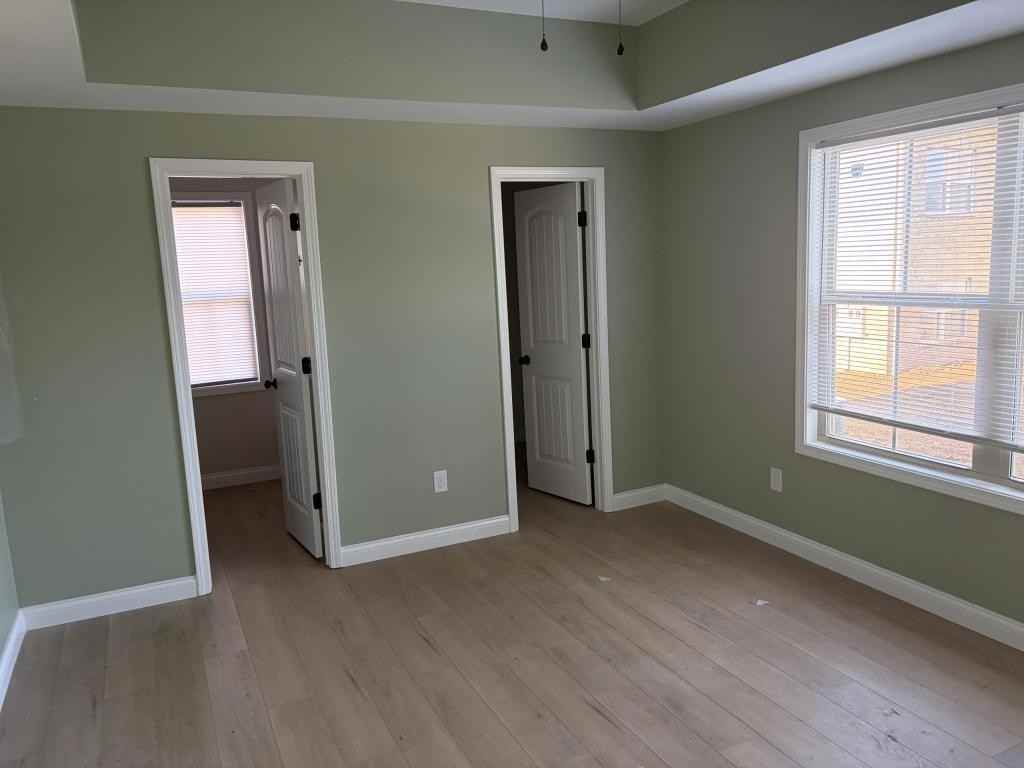 180 Pinehurst Way - Photo 3 of 12