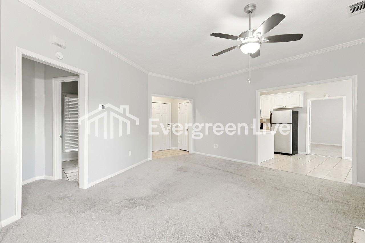 132 Appleridge Dr - Photo 4 of 15