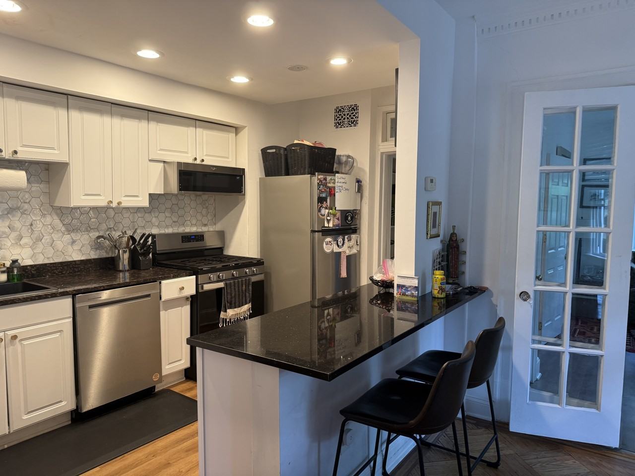 1501 Buchanan St Nw #1 - Photo 5 of 10