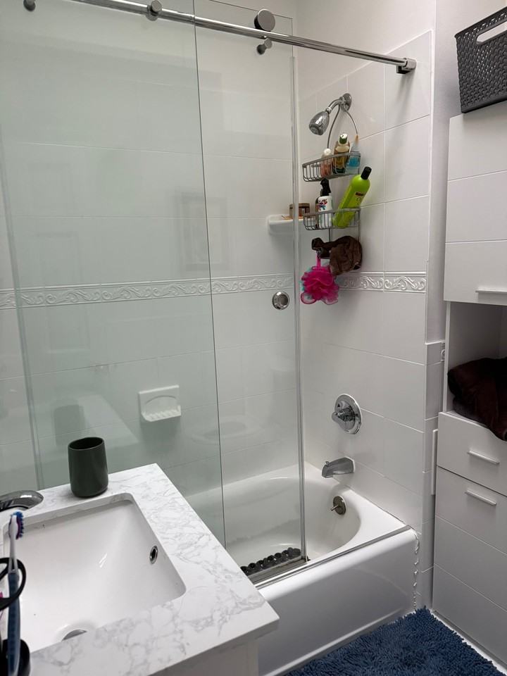 1501 Buchanan St Nw #1 - Photo 2 of 10