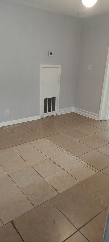 433 Vickers Dr - Photo 7 of 13