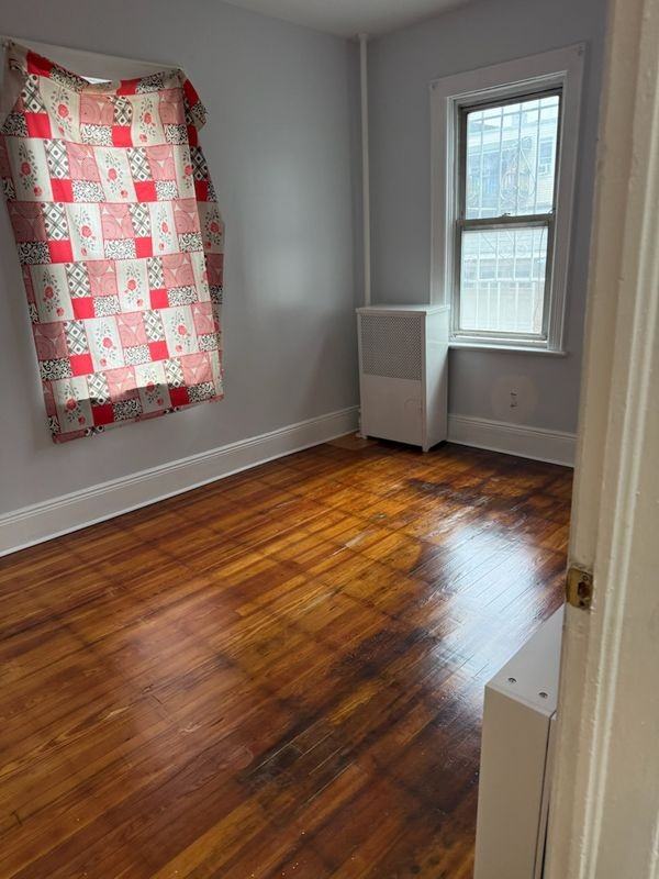 3343 Bruckner Blvd - Photo 2 of 3