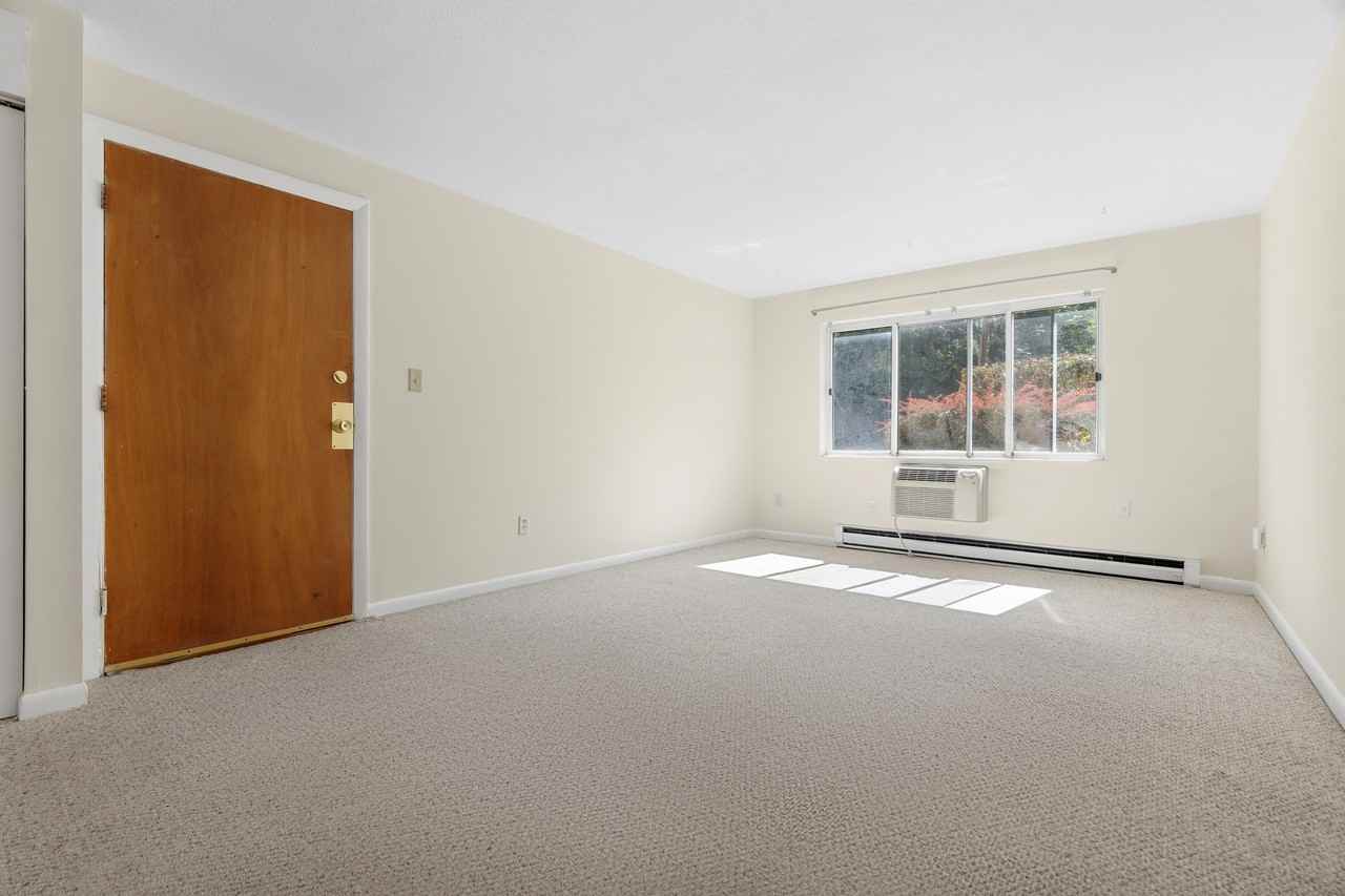 74 Beach St #1 - Photo 4 of 11