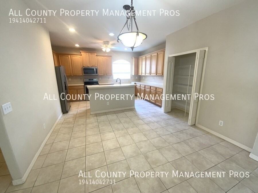 764 Cedarcrest Ct - Photo 4 of 27