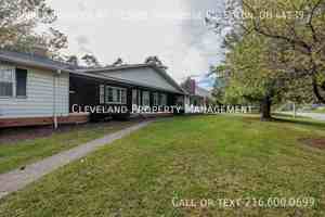 featured image of 32880 Bainbridge Rd