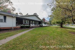 32880 Bainbridge Rd - Photo 1 of 1
