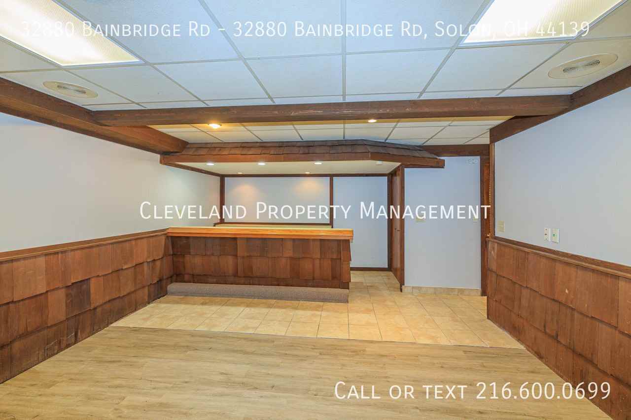 32880 Bainbridge Rd - Photo 4 of 22