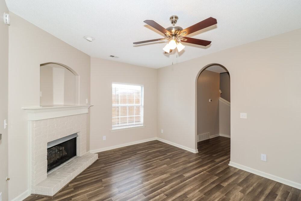 10169 Sorrento Pl - Photo 6 of 17