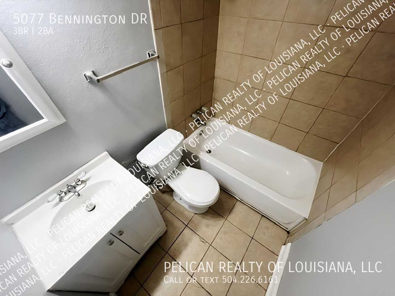 5077 Bennington Dr - Photo 5 of 9