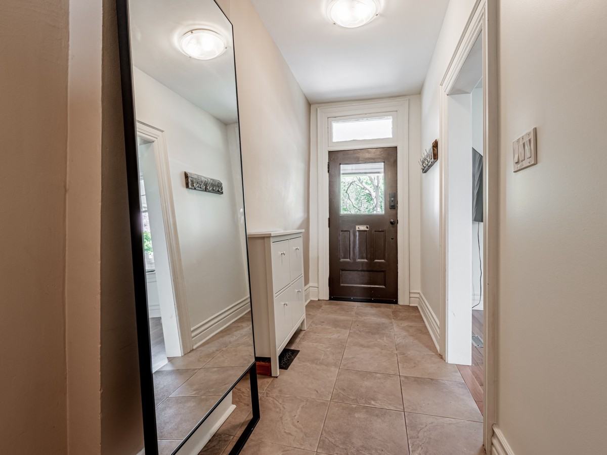 5 Bank Street - Photo 2 of 28