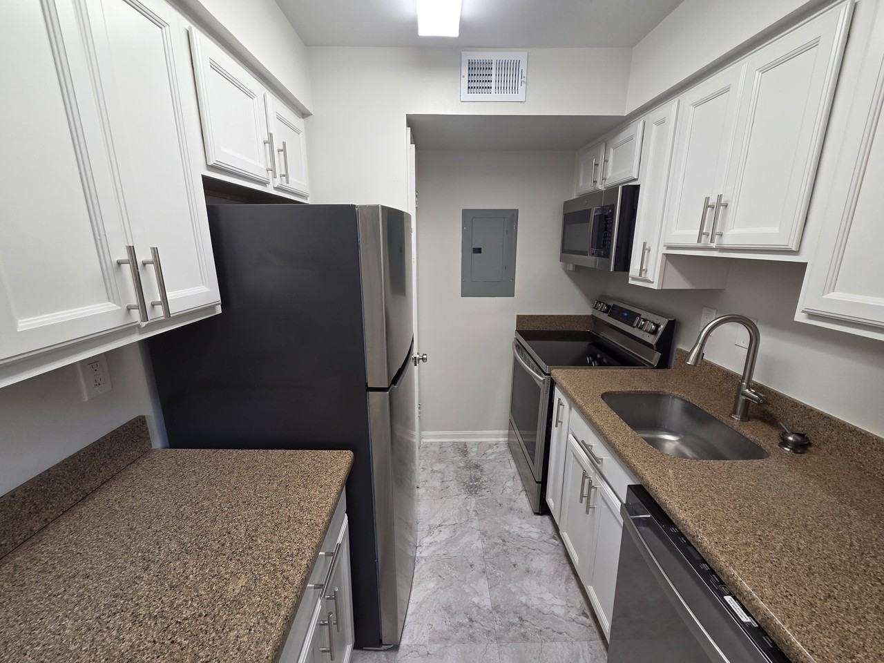 3820 V St Se #1 - Photo 4 of 15