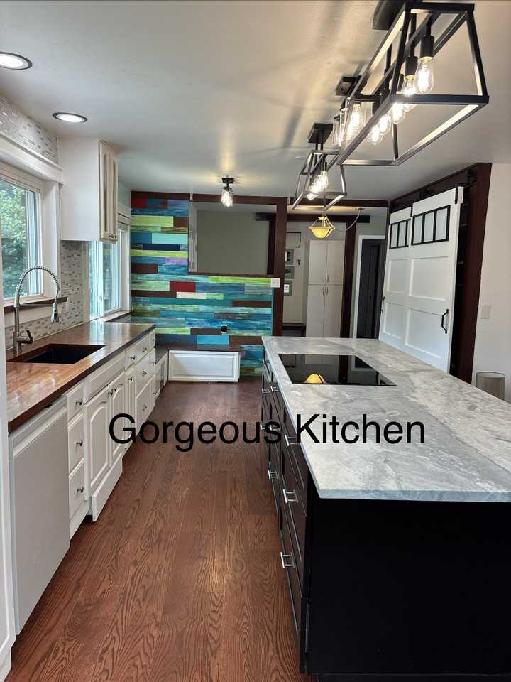 6667 S Hill St - Photo 7 of 50