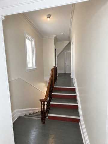 417 Lisgar St - Photo 7 of 17