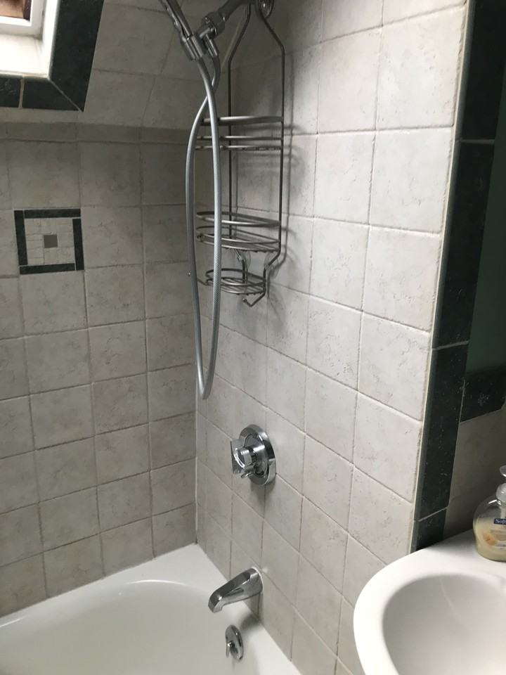 13 Poinsetta Ave #1 - Photo 6 of 7
