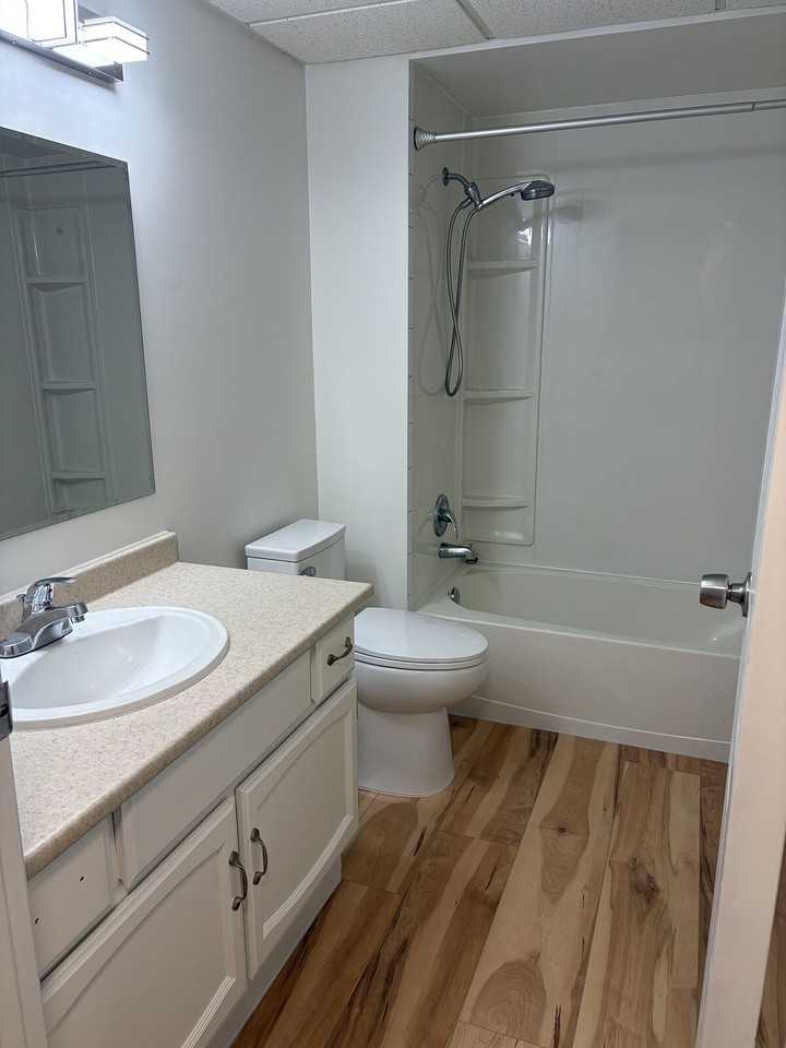 9227 5 St Se - Photo 6 of 13