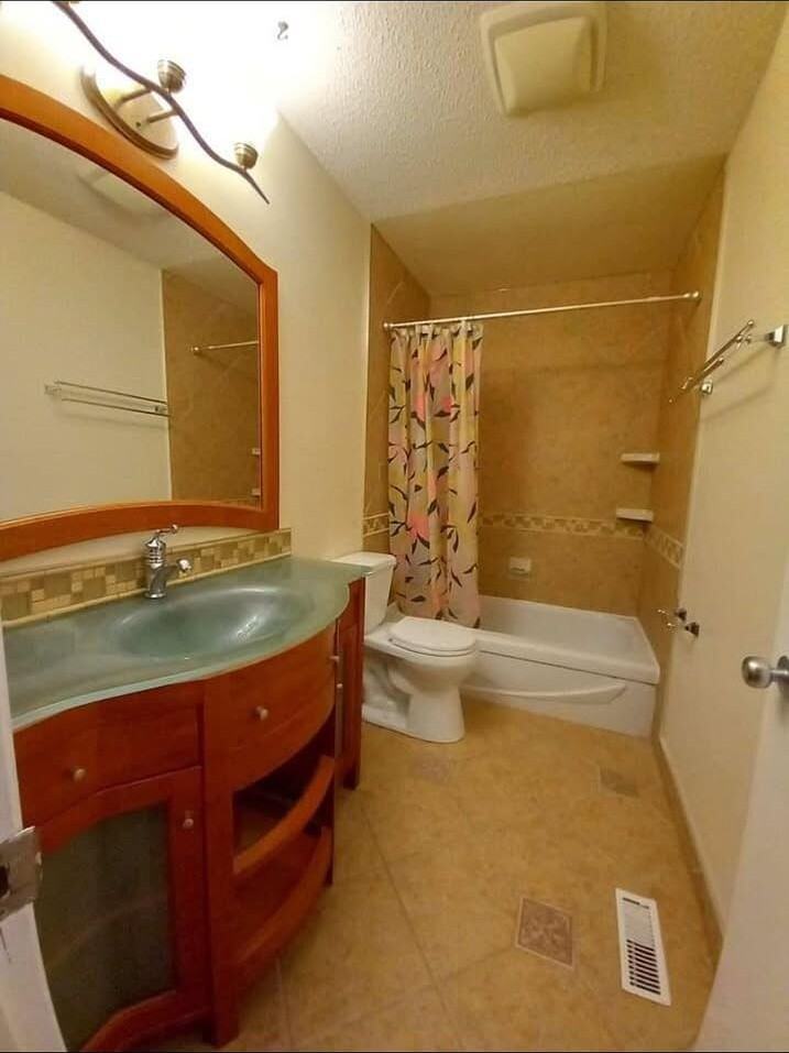 928 Lakewood Road North Nw - Photo 6 of 9