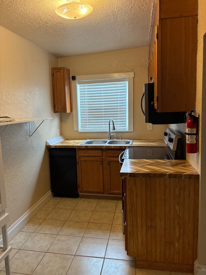 1610 E 19th Ave - Photo 4 of 16