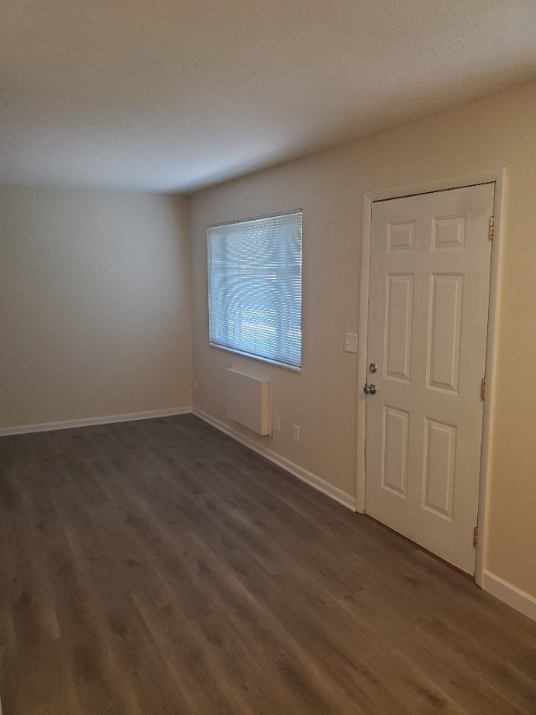 2846 Joyce Ave #B - Photo 3 of 26